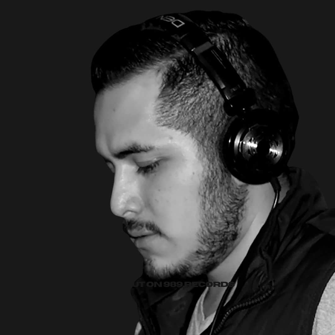 Jordan B artis pic 989 Records